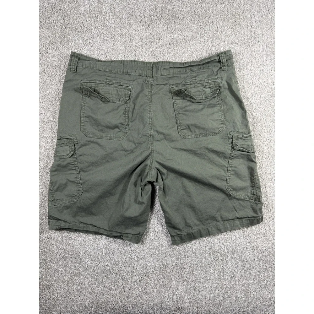Union Bay Green Cargo Shorts Mens 42 Classic Fit Workwear Pockets